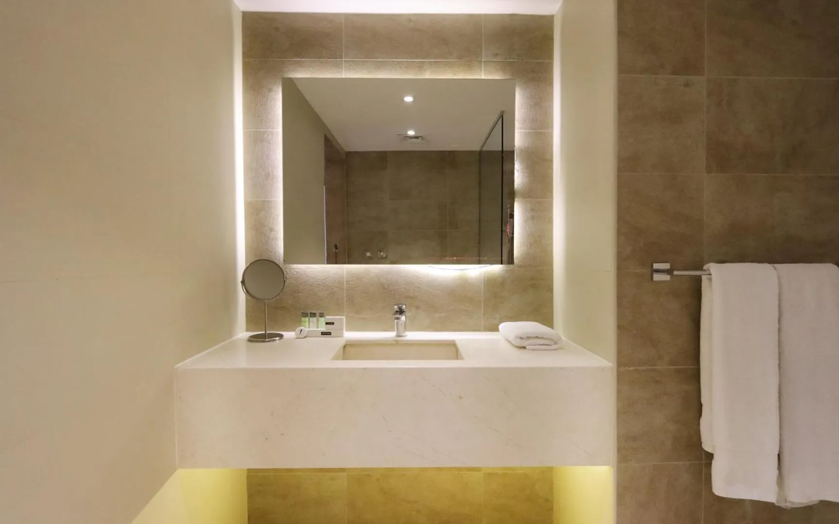Apartment Livbnb - Contemporary Suite With Private Plunge Pool Dubai