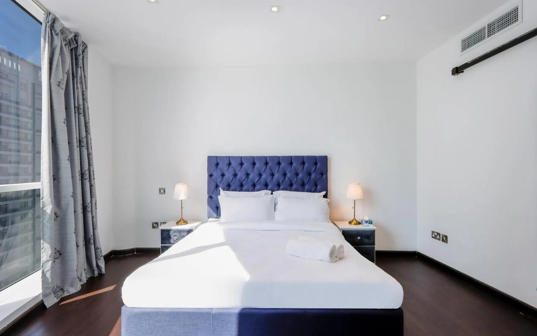 Livbnb - Contemporary Suite With Private Plunge Pool Dubai Apartment