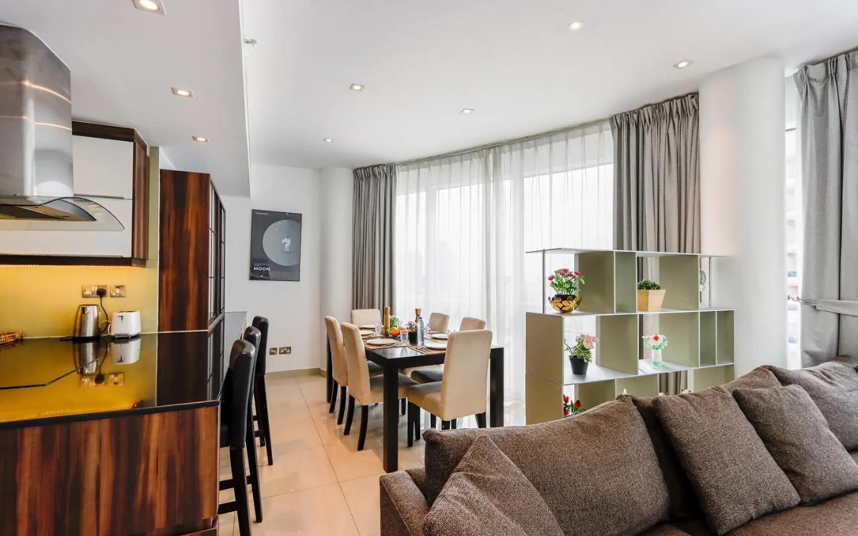 Apartment Livbnb - Contemporary Suite With Private Plunge Pool Dubai United Arab Emirates